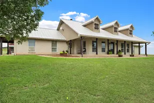 3057 Holy Rd, Abbott, TX 76621 - Photo 40