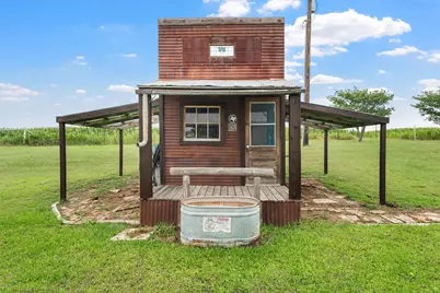 3057 Holy Road, Abbott, TX 76621 - Photo 34