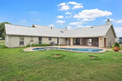 3057 Holy Road, Abbott, TX 76621 - Photo 8