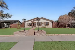 4845 Alta Oaks Ln, The Colony, TX 75056 - Photo 2