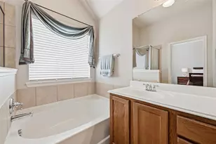 740 Red Elm Ln, Fort Worth, TX 76131 - Photo 22