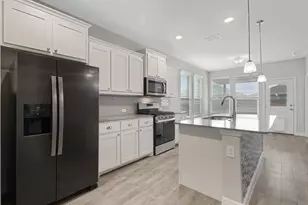 716 Shepperton Wy, Fort Worth, TX 76247 - Photo 6