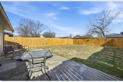 1813 Castle Drive, Garland, TX 75040 - Photo 14