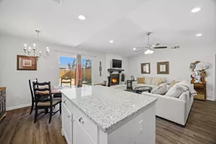 1813 Castle Dr, Garland, TX 75040 - Photo 6