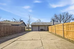 1813 Castle Dr, Garland, TX 75040 - Photo 16