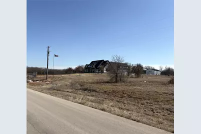 390 Rolling Hills Boulevard, Alvord, TX 76225 - Photo 8