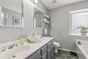 1945 Helen Ln, Lewisville, TX 75067 - Photo 24