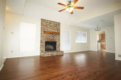 5718 Red Cactus Court, Arlington, TX 76017 - Photo 2