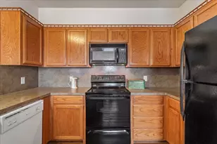 400 Wildcat Dr, Lacy Lakeview, TX 76705 - Photo 10