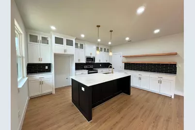 5917 Barkridge Drive, Granbury, TX 76048 - Photo 10