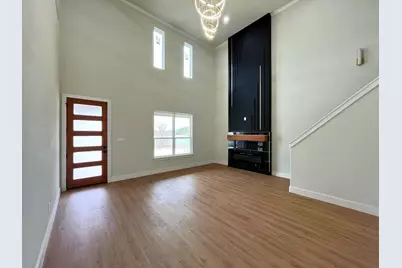 5917 Barkridge Drive, Granbury, TX 76048 - Photo 4