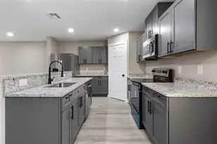 1909 Sanger Ave, Waco, TX 76707 - Photo 6