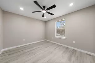 1909 Sanger Ave, Waco, TX 76707 - Photo 14