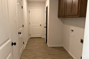 205 Altom Rd, Springtown, TX 76082 - Photo 4