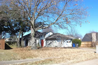 204 Hollywood Drive, Glenn Heights, TX 75154 - Photo 2