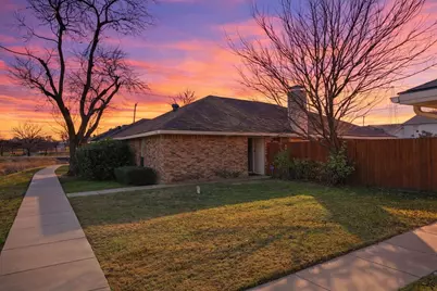 2306 Carol Good Lane, Carrollton, TX 75006 - Photo 2