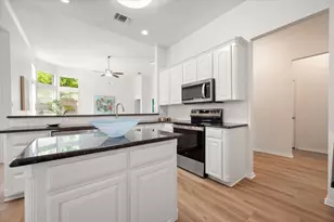 1213 Thistle Hl Trl, Weatherford, TX 76087 - Photo 8