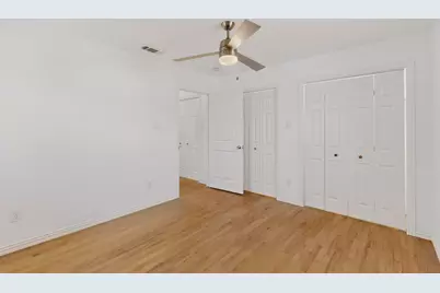 9526 Castlefield Drive, Dallas, TX 75227 - Photo 16