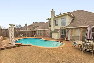 214 Forestview Rd, Lake Dallas, TX 75065 - Photo 1