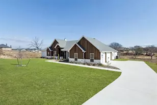 257 Coalson Xing, Azle, TX 76020 - Photo 2