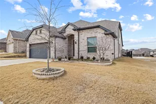 5321 Waterview Ct, Fort Worth, TX 76137 - Photo 2