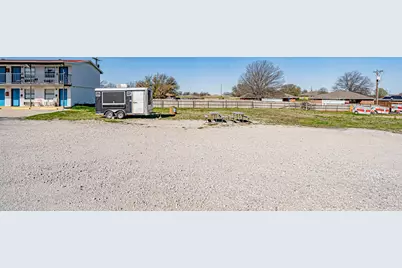 1157 W Bypass 287, Alvord, TX 76255 - Photo 36