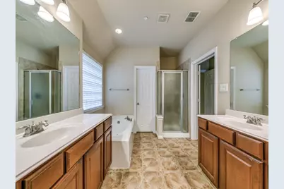 7124 Dry Creek Drive, Plano, TX 75025 - Photo 18