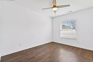 137 Gardenia Dr, Azle, TX 76020 - Photo 24