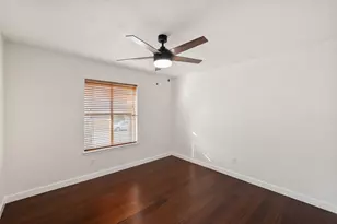 701 Rocky Canyon Rd, Arlington, TX 76012 - Photo 20