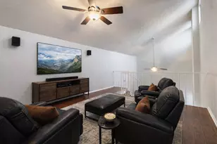 9611 Baseline Dr, Dallas, TX 75243 - Photo 18