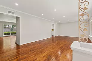 6440 Runnemede Dr, Dallas, TX 75214 - Photo 14