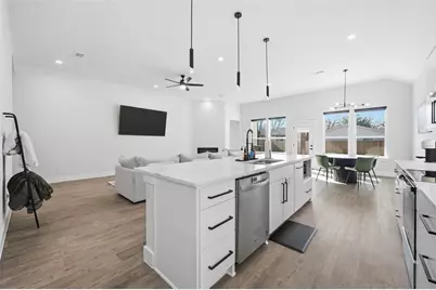 4033 Hammerly Drive, Dallas, TX 75212 - Photo 6