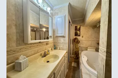 9460 County Road 2403, Tool, TX 75143 - Photo 14