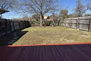 705 Kingsbridge Dr, Garland, TX 75040 - Photo 2