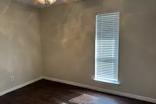 705 Kingsbridge Dr, Garland, TX 75040 - Photo 22