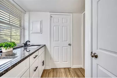 9910 Royal Lane #208, Dallas, TX 75231 - Photo 20