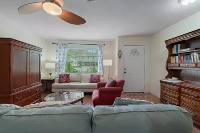 326 Countryside Drive, Irving, TX 75062 - Photo 2