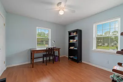 326 Countryside Drive, Irving, TX 75062 - Photo 18