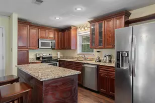 326 Countryside Dr, Irving, TX 75062 - Photo 8