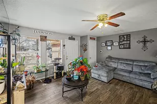 707 Shady Grove Ct, Granbury, TX 76049 - Photo 2