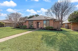 2204 Acacia St, Richardson, TX 75082 - Photo 2
