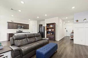 11236 W Pond Dr, Savannah, TX 76227 - Photo 8