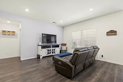 11236 W Pond Drive, Providence Village, TX 76227 - Photo 6