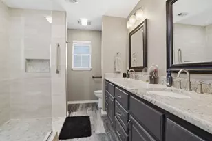 1050 Post Oak Ln, Reno, TX 75462 - Photo 18