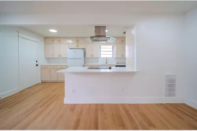 4425 Hilltop Street, Dallas, TX 75227 - Photo 4