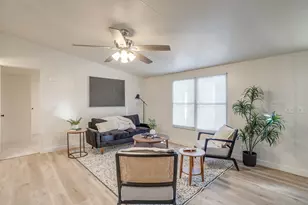 4201 Green Ridge Ln, Alvarado, TX 76009 - Photo 8