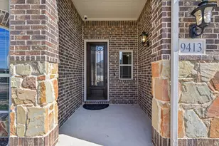 9413 Lakeway Dr, Argyle, TX 76226 - Photo 4