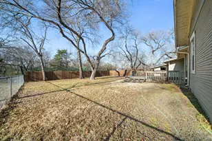 712 W Knox St, Ennis, TX 75119 - Photo 20