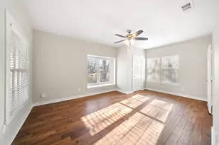 712 W Knox St, Ennis, TX 75119 - Photo 14