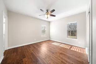 712 W Knox St, Ennis, TX 75119 - Photo 16